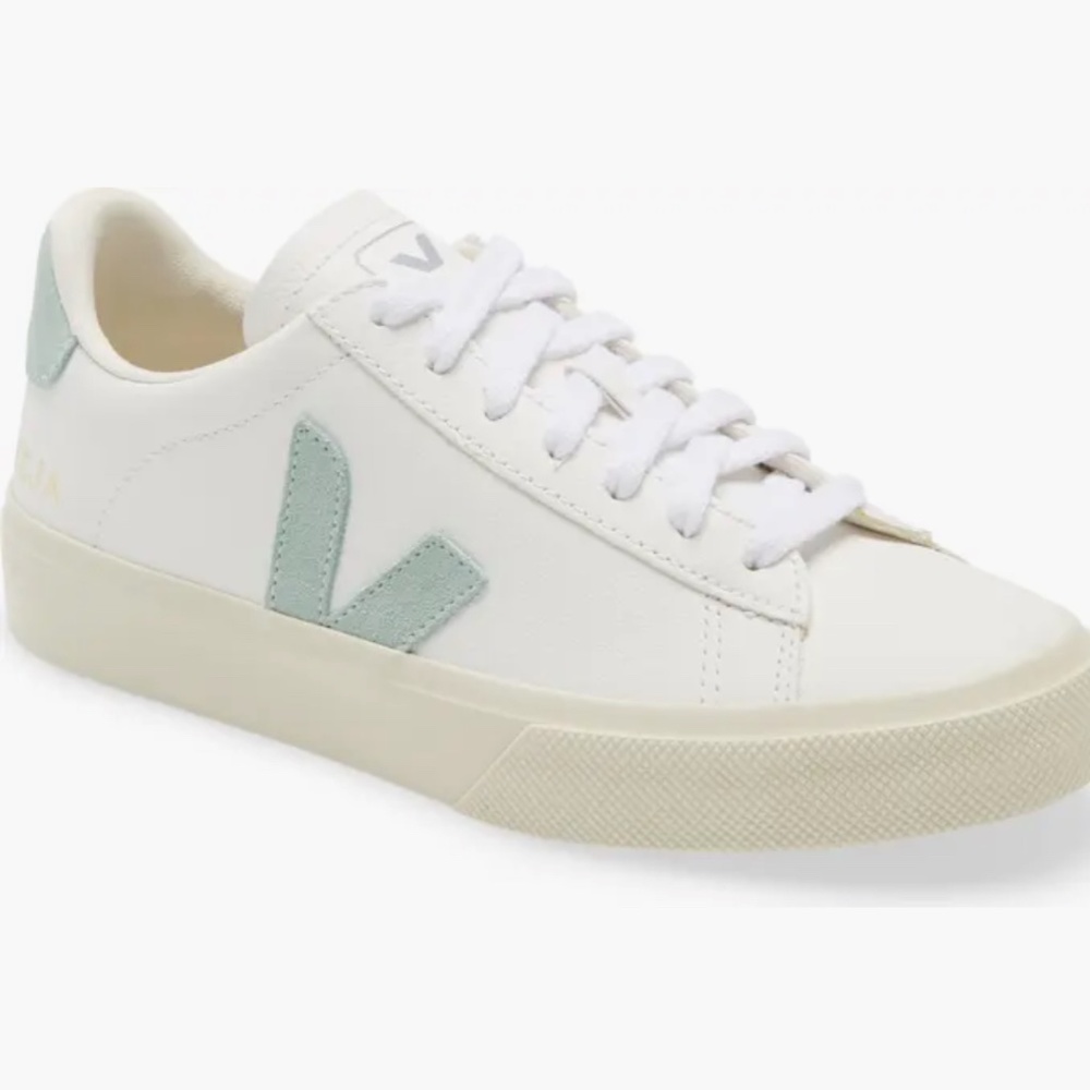 VEJA Campo Chromefree Leather NIB 39/8